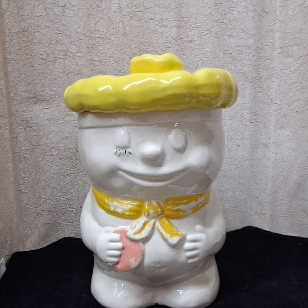 Vtg. Rare McCoy Winking Bobby Baker yellow hat cookie jar or Pillsbury dough boy
